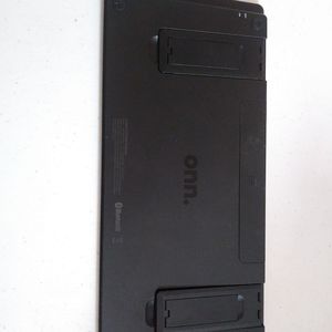 Keyboard Bluetooth with stands